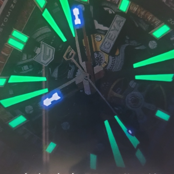 Customizable Wearable Watch - Black and Silver - Picture 2 of 4